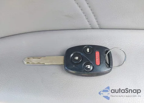 2010 Honda Accord 2.4 Ex-L from USA, damaged, VIN 1HGCP2F84AA036448